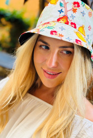 Bee Both Ways Bucket Hat - Floral