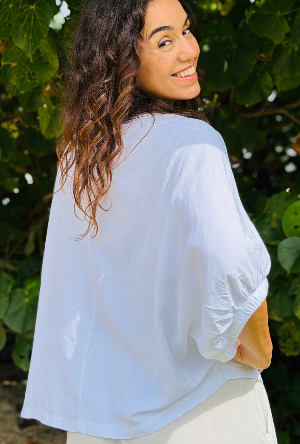 Take It Or Sleeve It Top - Daisy