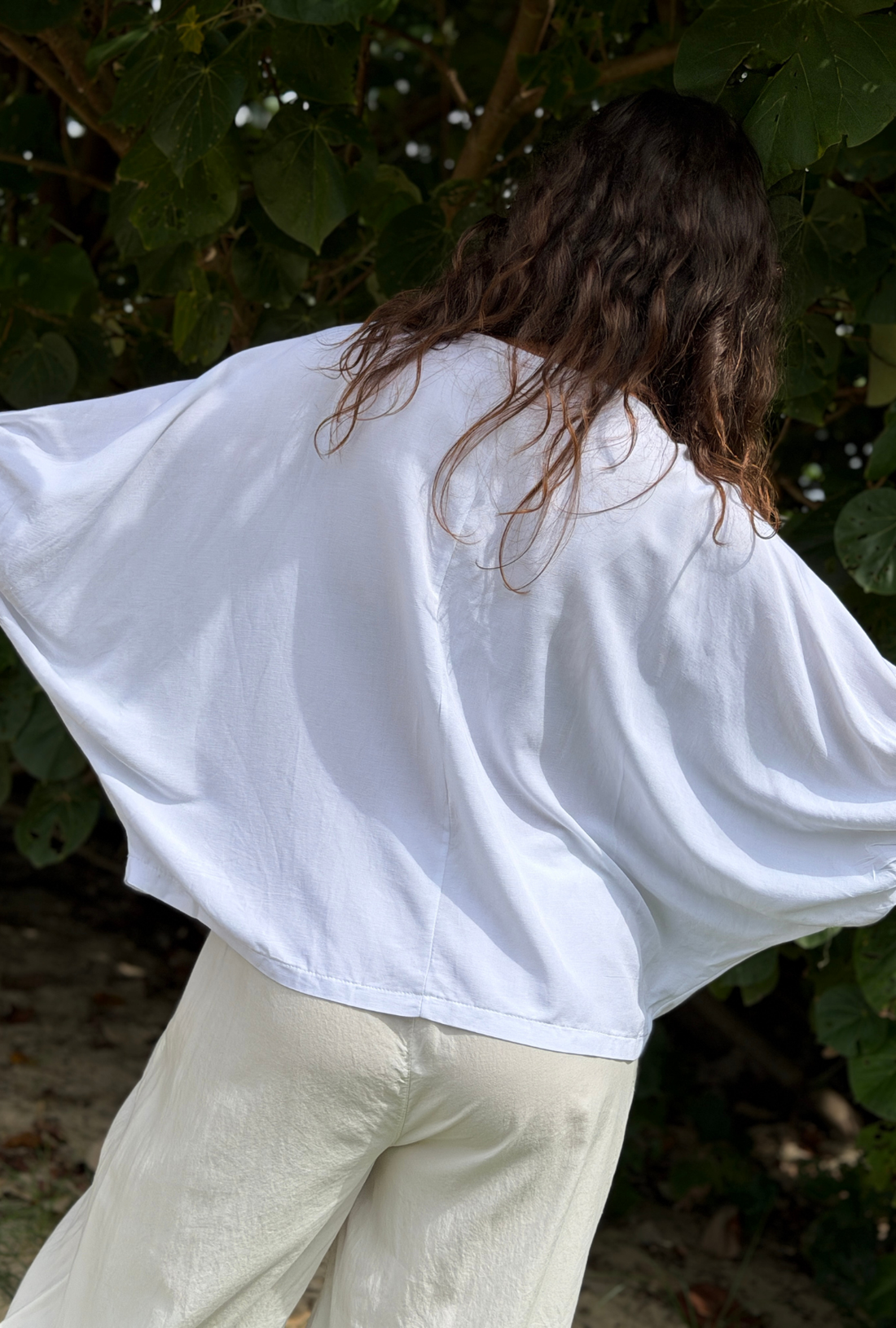 Take It Or Sleeve It Top - Daisy