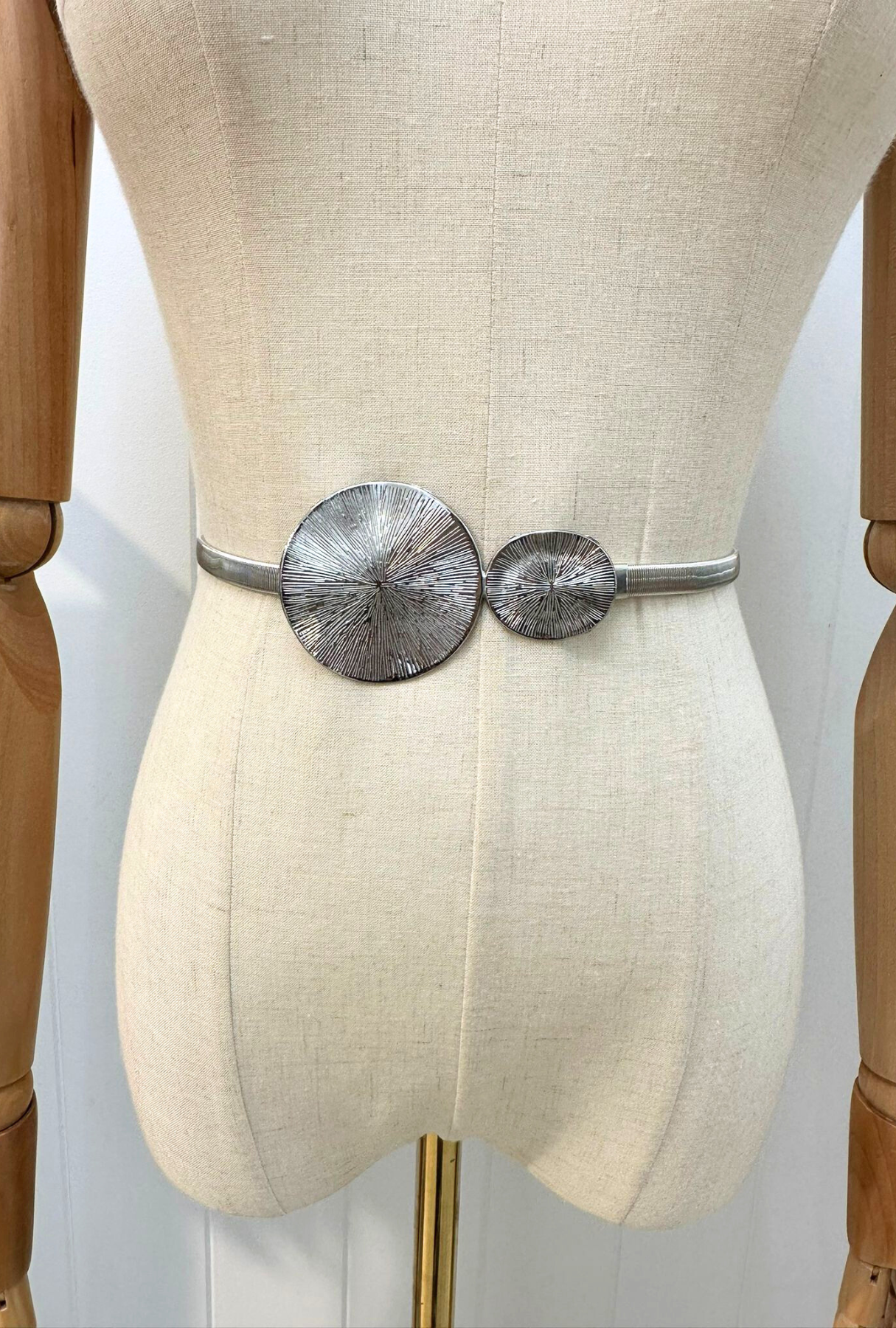 Gilded Metal Stretch Belt - Celestial Loop Silver