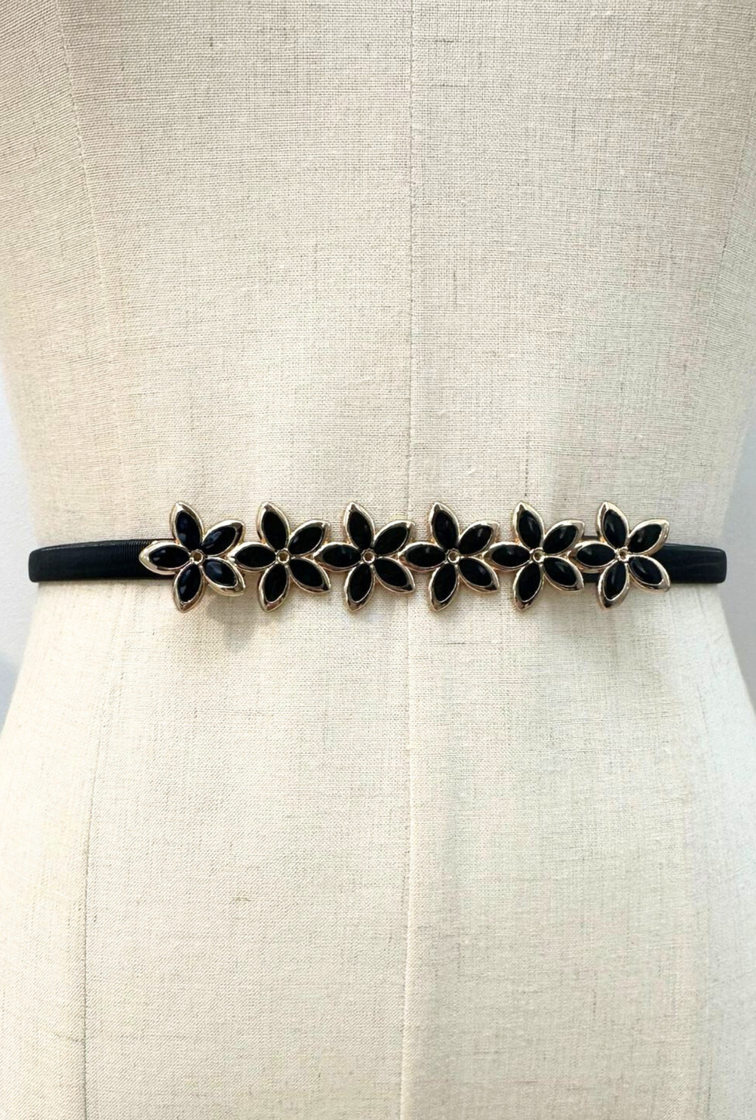 Six Black Flowers Belt