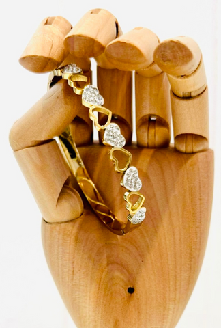 CUFF ME IF YOU CAN IV