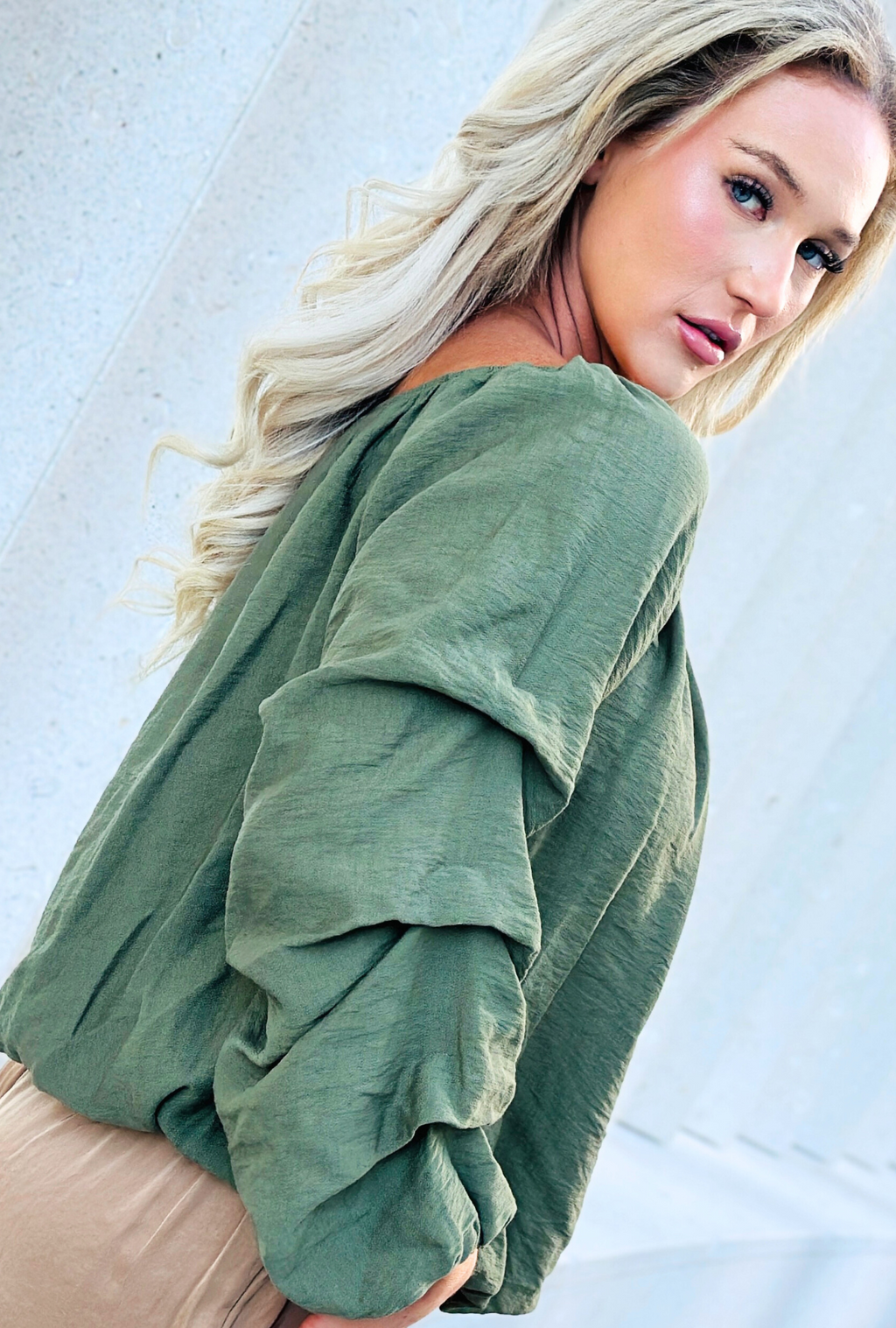 Sleeve Me Be - Sage