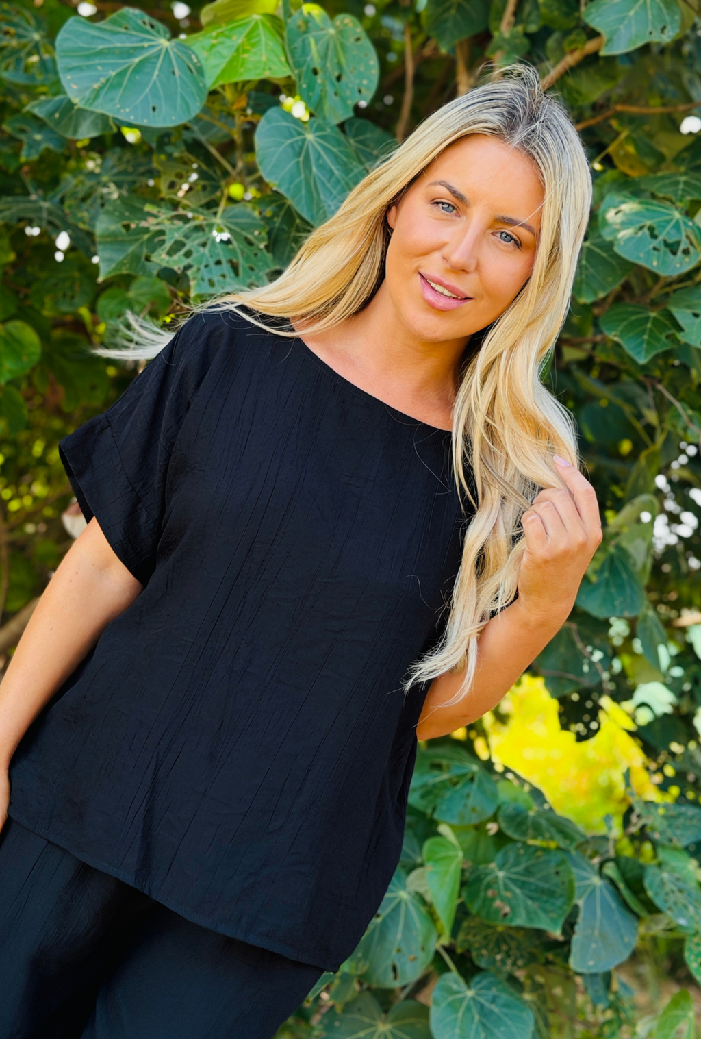 Laidback Luxe Relaxed Fit Top - Onyx