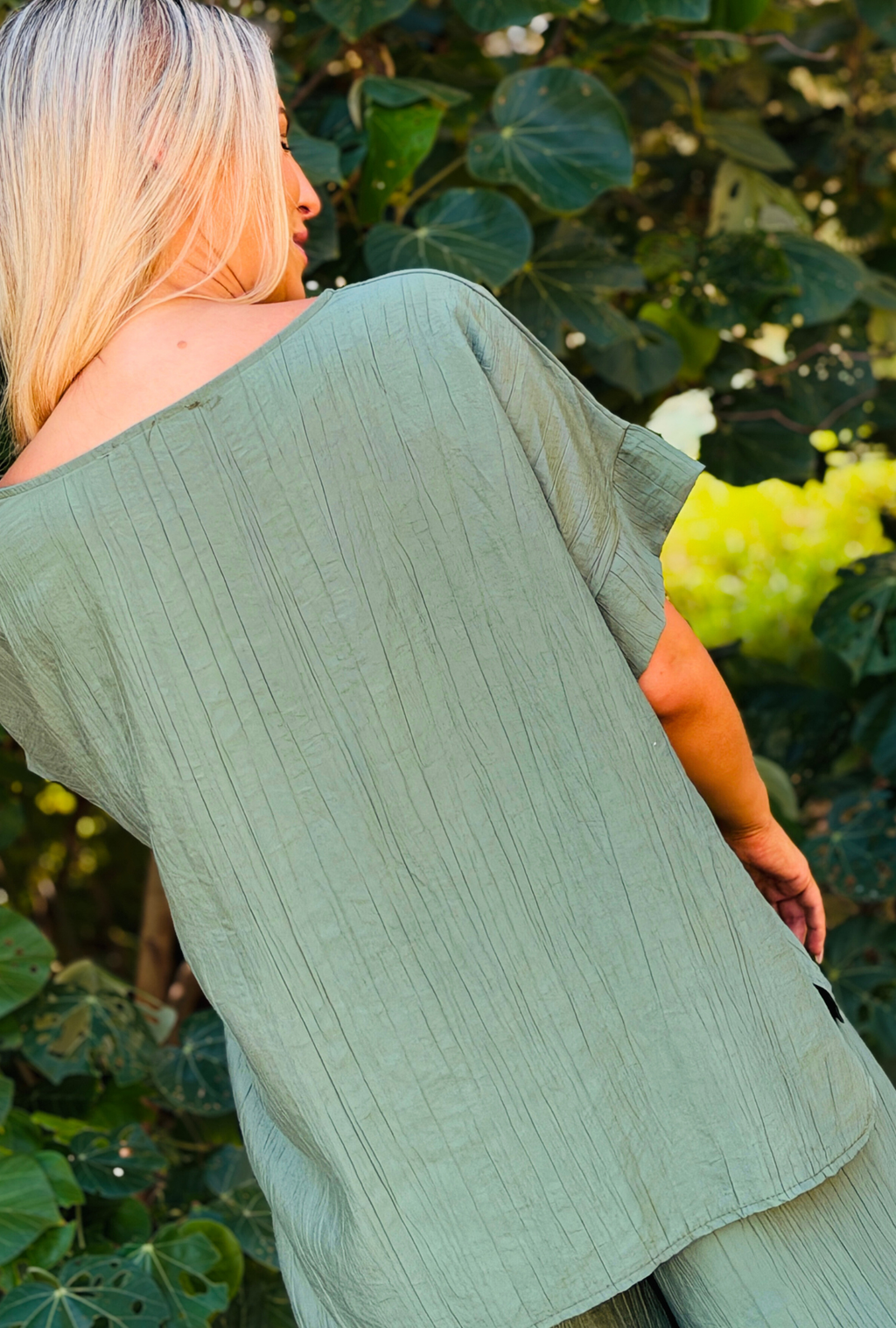 Laidback Luxe Relaxed Fit Top - Sage
