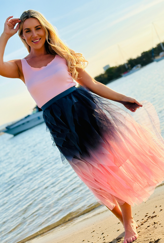 Get Carried Away Skirt Split Personality – Gunmetal + Blush