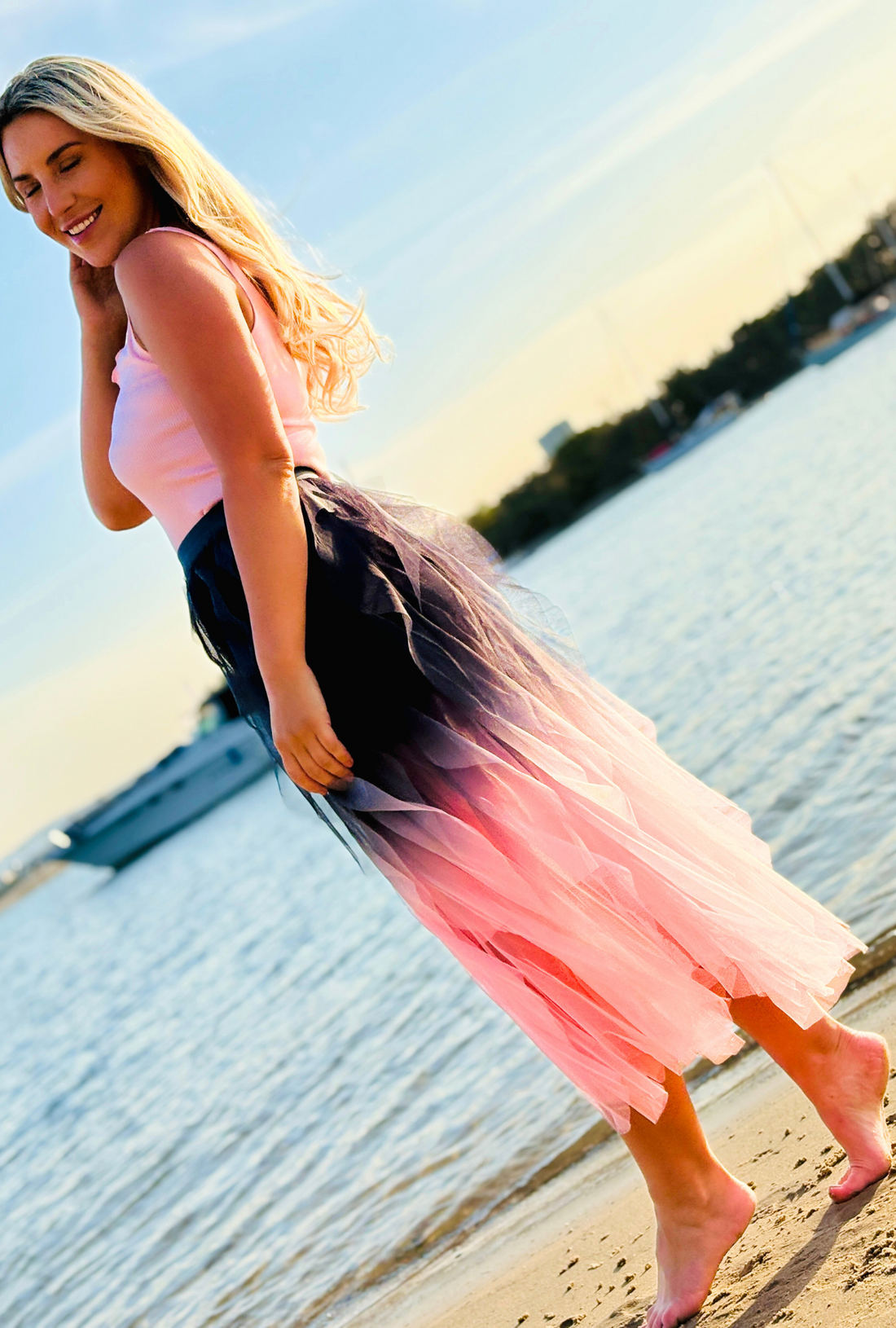 Get Carried Away Skirt Split Personality – Gunmetal + Blush