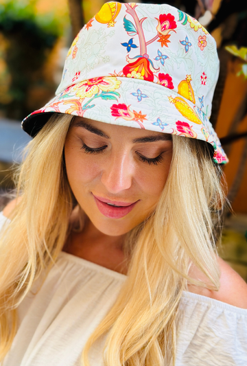 Bee Both Ways Bucket Hat - Floral