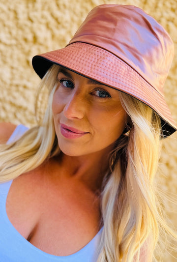 Bee Seen Bucket Hat - Glossed Tan