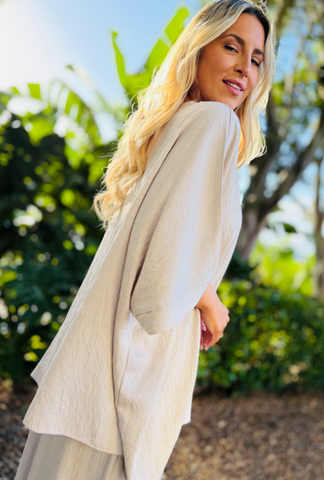 All in the Details Top - Taupe