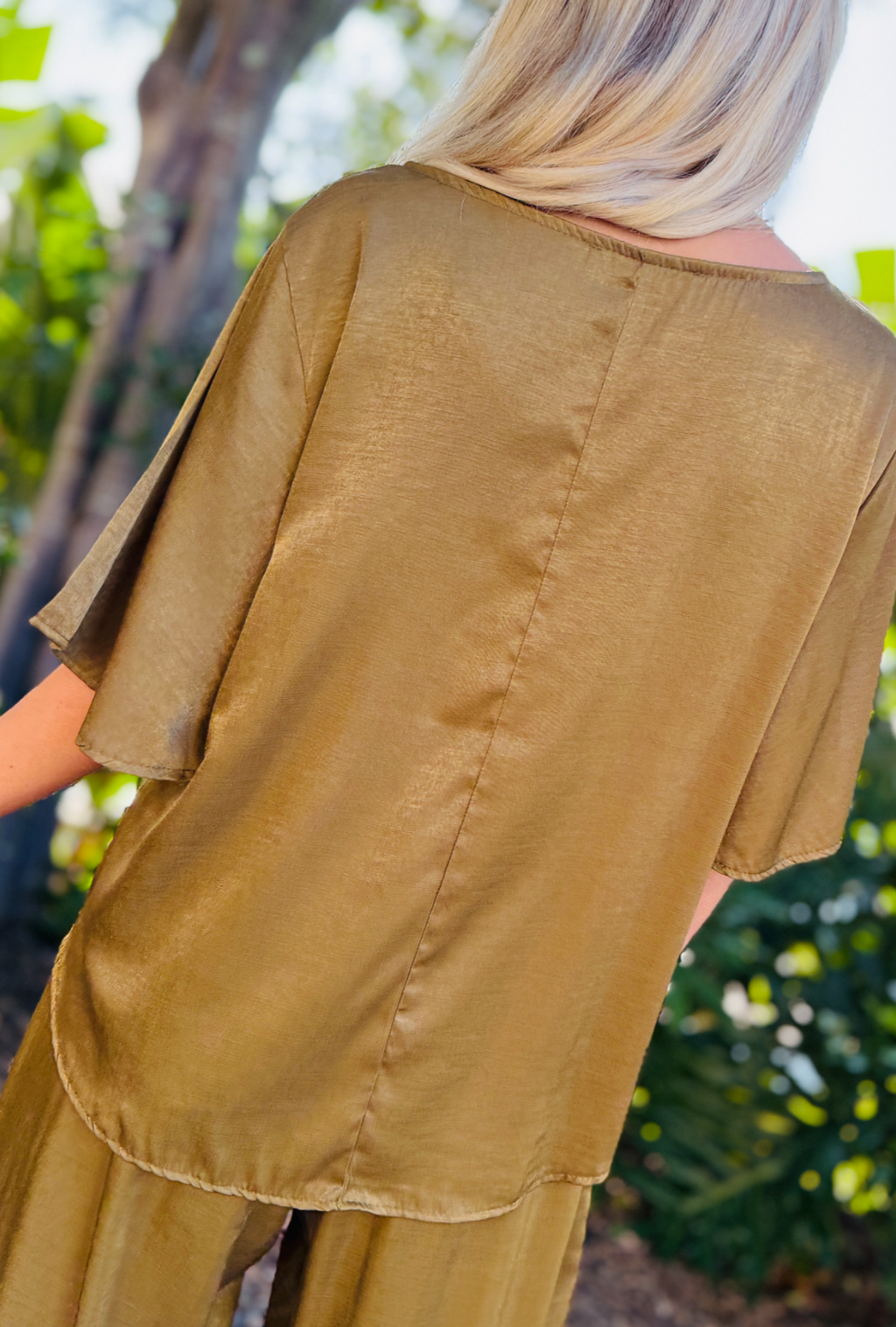 Smooth Operator Short Sleeve Top - Olive