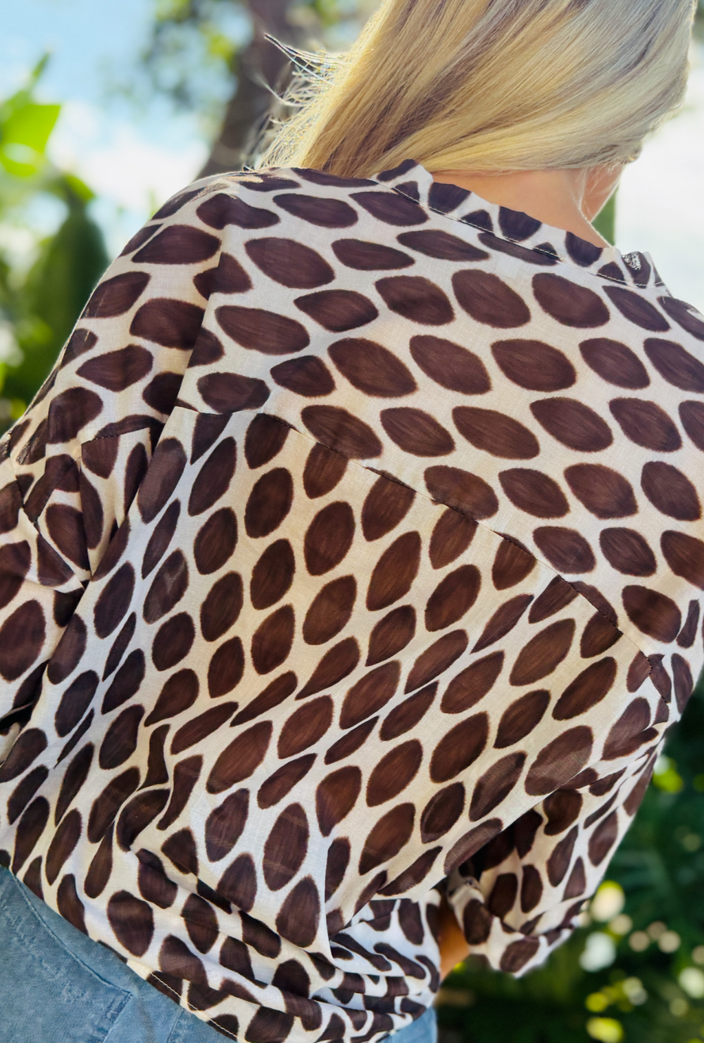 Wander and Wonder Lightweight Shirt - Painted Pebbles – Natural
