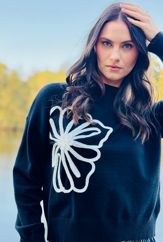 Say it with Flowers Pullover - Black