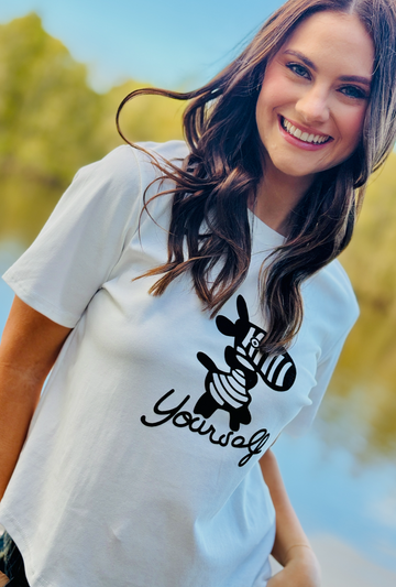 Eyecon Tee - Zeebra - White