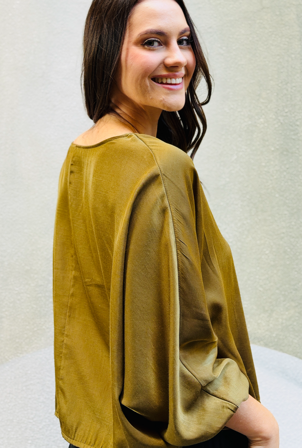 Smooth Operator Top - Olive