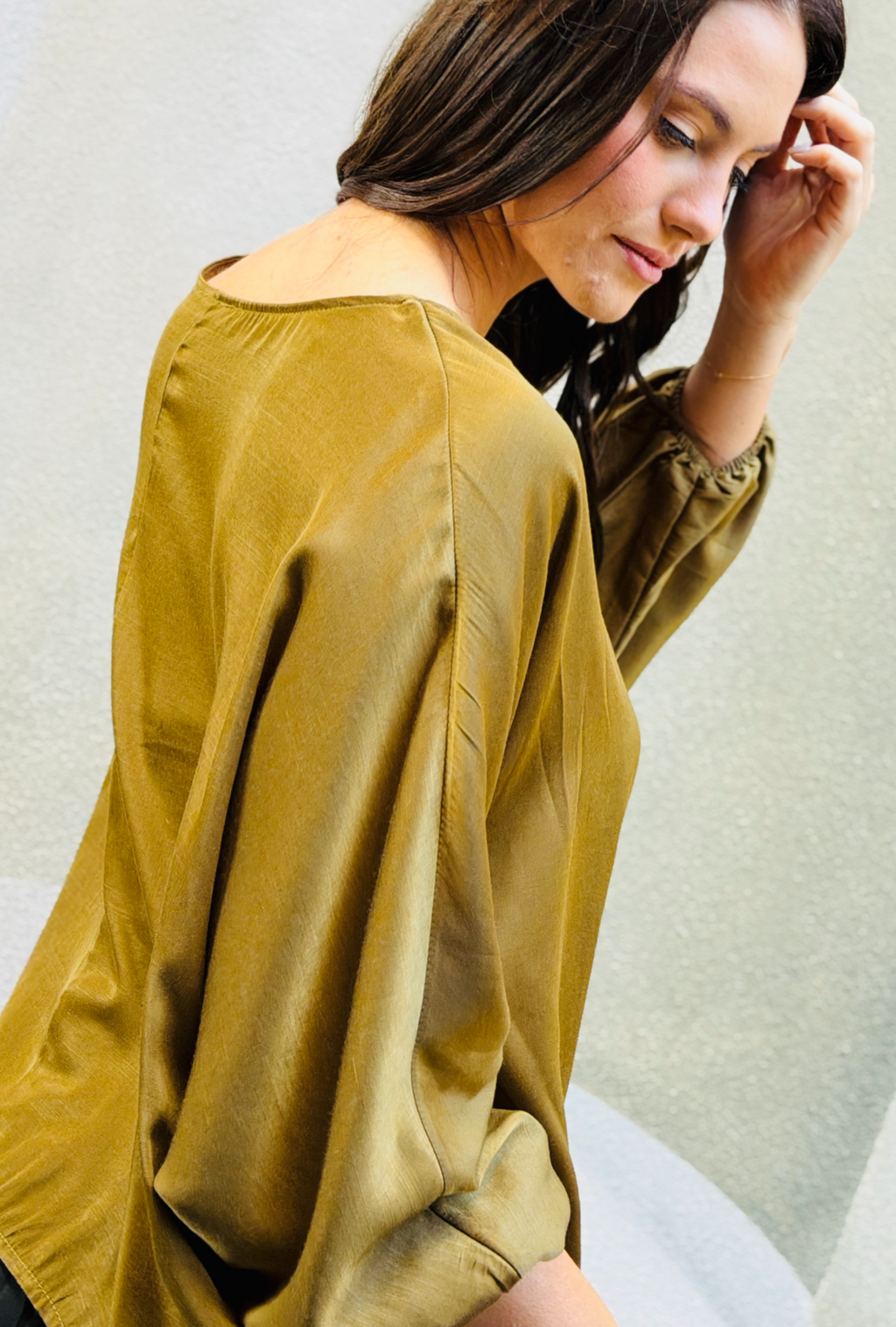Smooth Operator Top - Olive