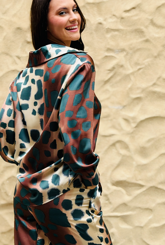 Double Take Top - Giraffe