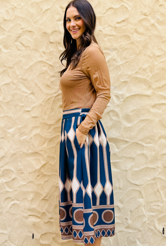 Cause a Scene Skirt - Athena