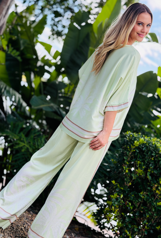 Palm Affair Pant - Apple