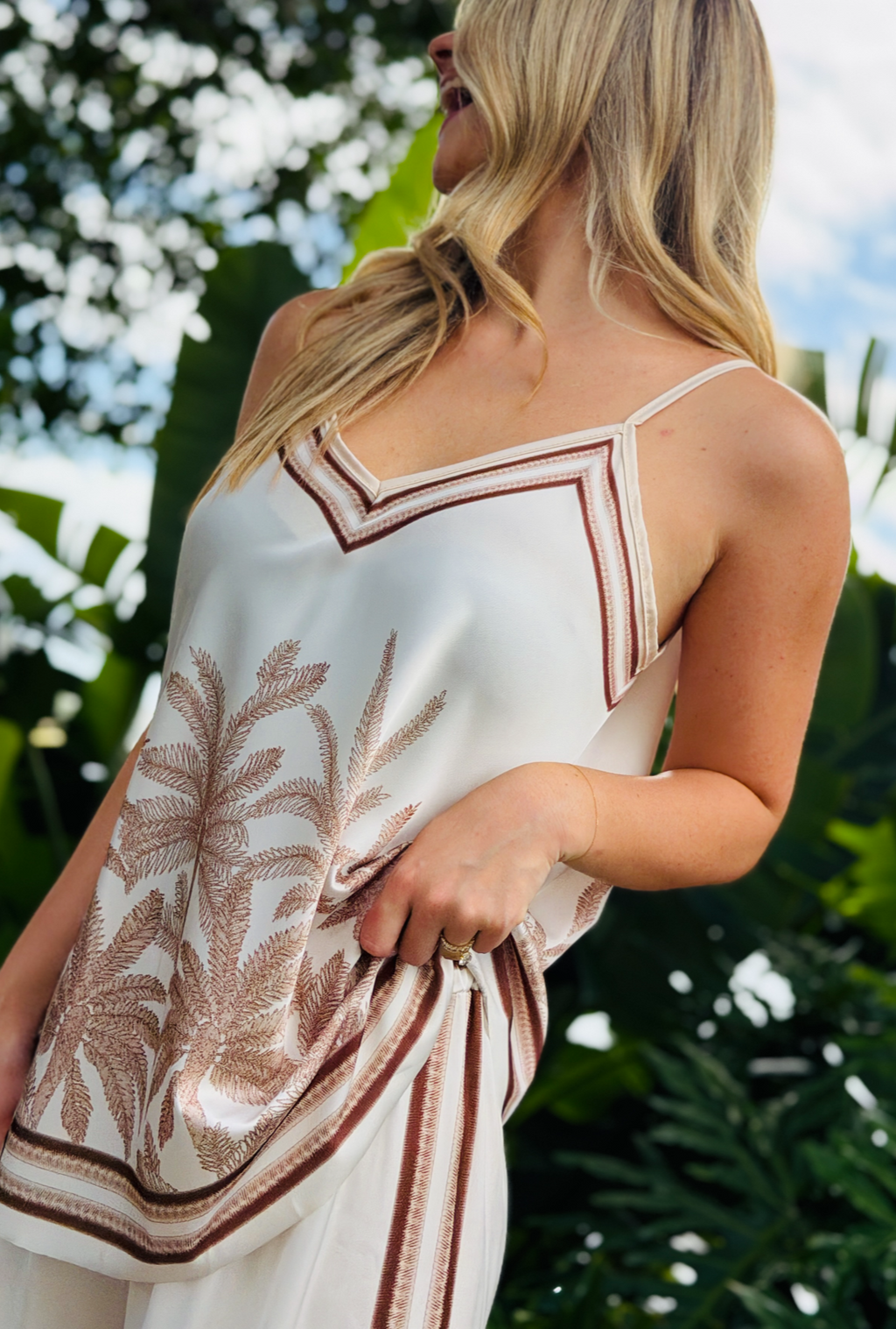 Palm Affair Top - Pebble