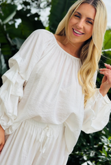 Sleeve Me Bee Long Sleeve - Daisy
