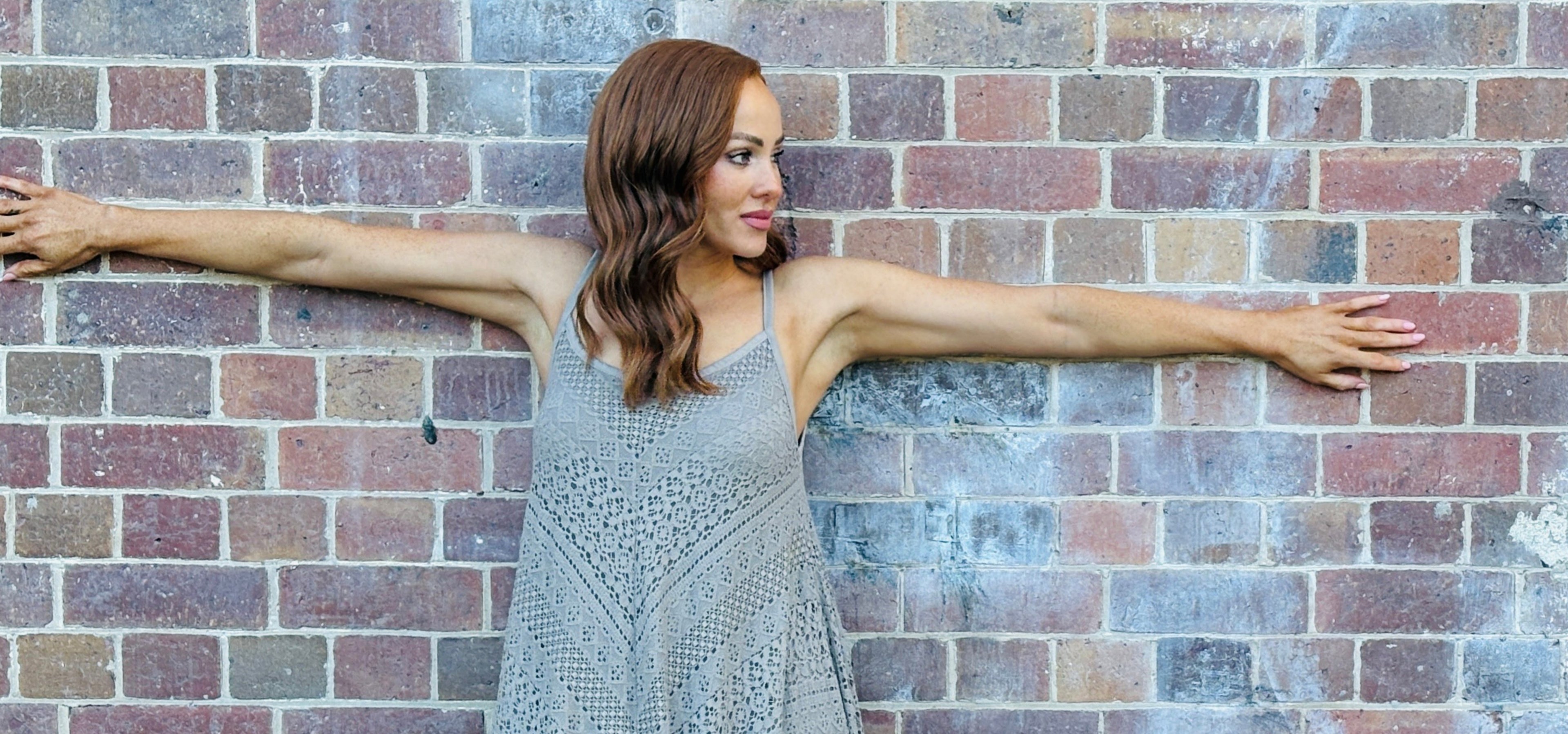 slider image slider_item_YhMXJn