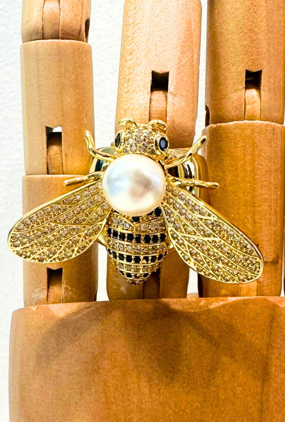 Palm Bee Ring
