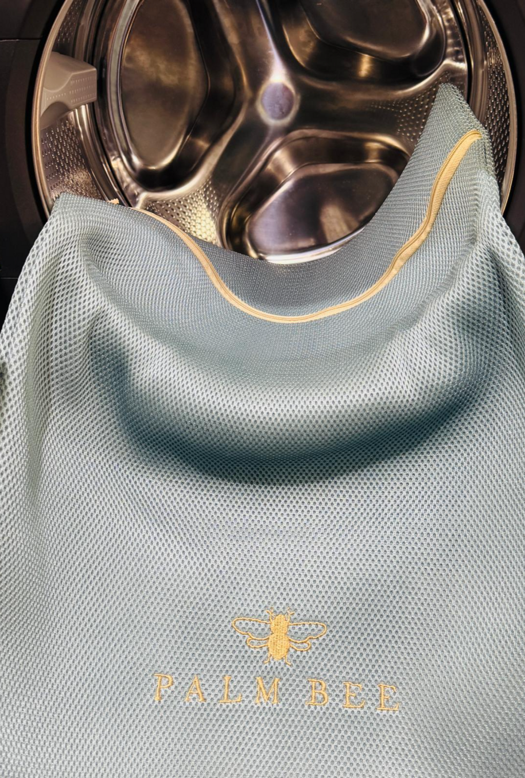 The Palm Bee Washing Bag - Large (50 x 60cm)