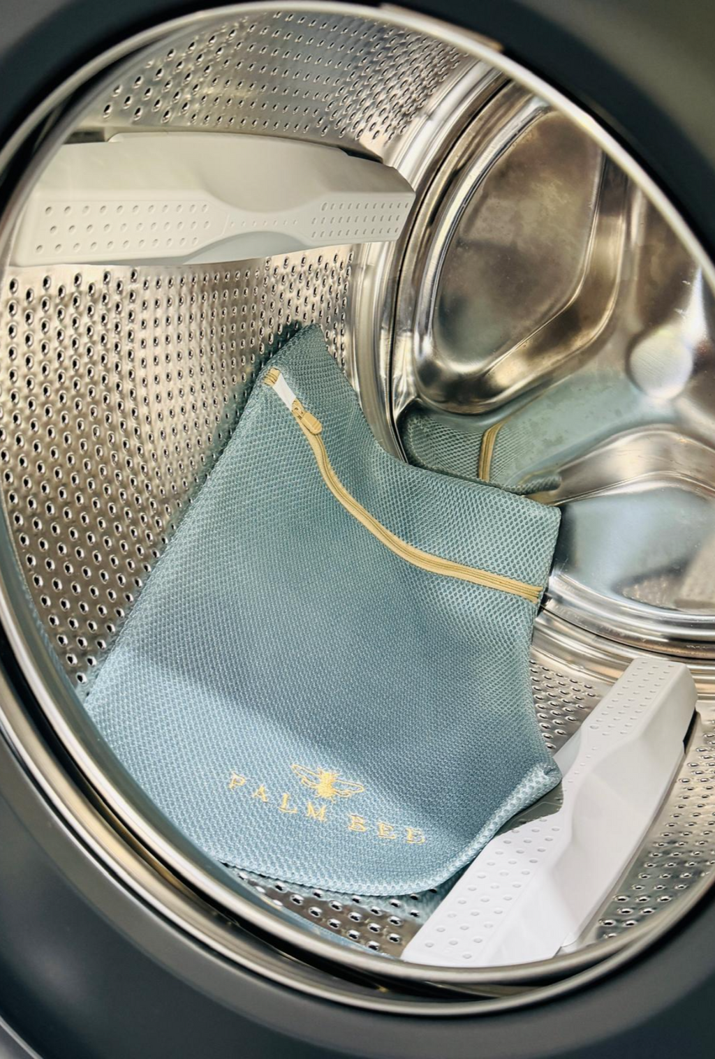 The Palm Bee Washing Bag - Small (30 x 40cm)