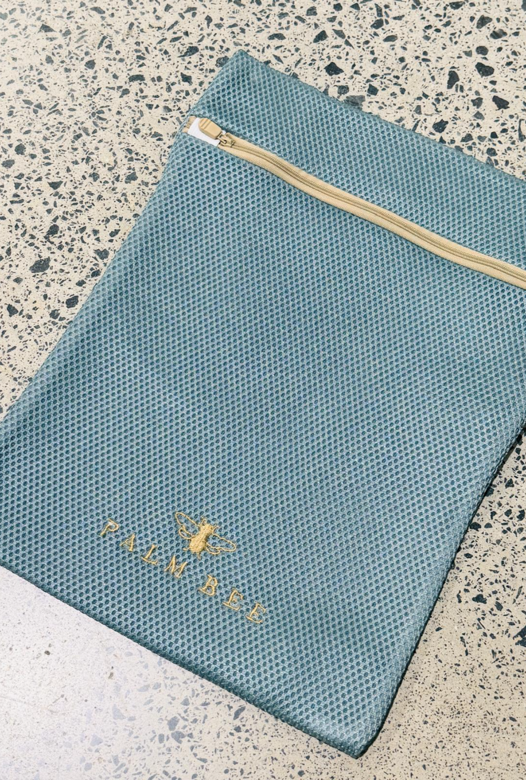 The Palm Bee Washing Bag - Small (30 x 40cm)