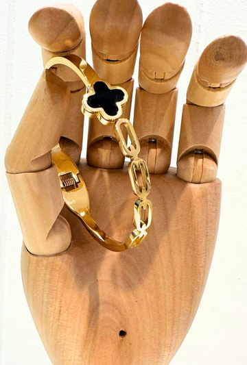 CUFF ME IF YOU CAN IX