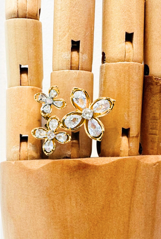 Gold Fleur Ring